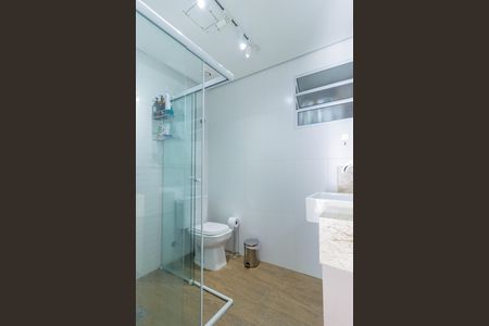 Apartamento para alugar com 70m², 2 quartos e 2 vagasBanheiro