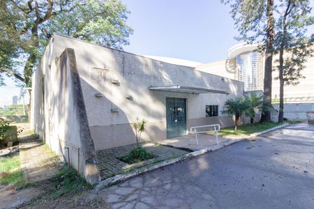 Apartamento para alugar com 70m², 2 quartos e 2 vagasÁrea comum - Salão de festas