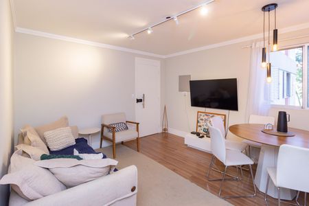 Apartamento para alugar com 70m², 2 quartos e 2 vagasSala