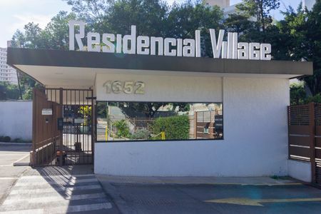 Apartamento para alugar com 70m², 2 quartos e 2 vagasPortaria