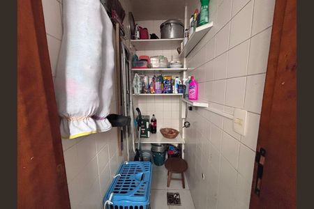 Apartamento à venda com 83m², 3 quartos e 2 vagas Apartamento à venda com 83m², 3 quartos e 2 vagasDespensa