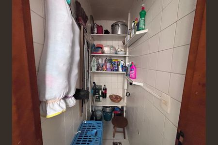 Apartamento à venda com 83m², 3 quartos e 2 vagas Apartamento à venda com 83m², 3 quartos e 2 vagasDespensa