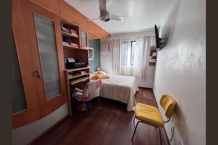 Apartamento à venda com 83m², 3 quartos e 2 vagas Apartamento à venda com 83m², 3 quartos e 2 vagasQuarto 1