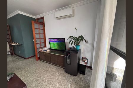 Apartamento à venda com 83m², 3 quartos e 2 vagas Apartamento à venda com 83m², 3 quartos e 2 vagasSala