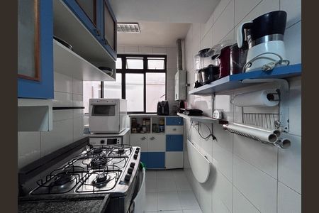 Apartamento à venda com 83m², 3 quartos e 2 vagas Apartamento à venda com 83m², 3 quartos e 2 vagasCozinha