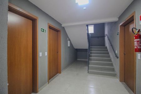 Apartamento para alugar com 50m², 2 quartos e 1 vaga Apartamento para alugar com 50m², 2 quartos e 1 vagaHall de entrada