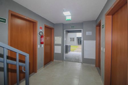 Apartamento para alugar com 50m², 2 quartos e 1 vaga Apartamento para alugar com 50m², 2 quartos e 1 vagaHall de entrada