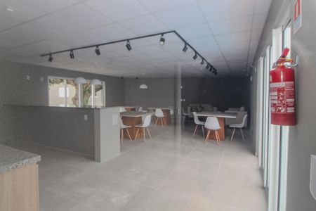 Apartamento para alugar com 50m², 2 quartos e 1 vaga Apartamento para alugar com 50m², 2 quartos e 1 vagaÁrea comum - Salão de festas