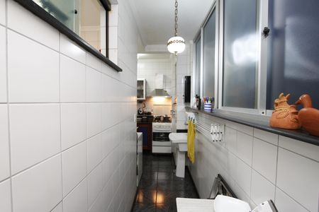 Apartamento à venda com 70m², 2 quartos e sem vagaCozinha e Área de Serviço