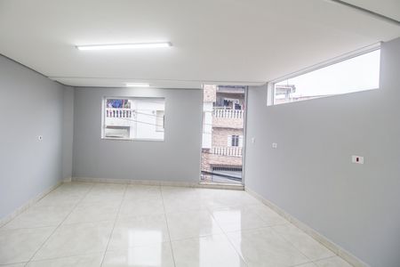 Sala  de apartamento para alugar com 1 quarto, 63m² em Vila Silviânia, Carapicuíba