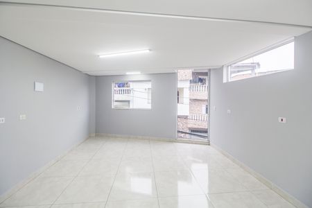 Sala  de apartamento para alugar com 1 quarto, 63m² em Vila Silviânia, Carapicuíba
