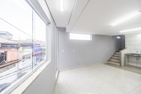 Sala  de apartamento para alugar com 1 quarto, 63m² em Vila Silviânia, Carapicuíba