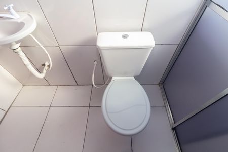 Casa para alugar com 55m², 1 quarto e sem vaga Casa para alugar com 55m², 1 quarto e sem vagaBanheiro da Suíte