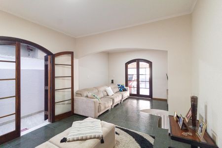 Sala de casa à venda com 3 quartos, 250m² em Jaguaribe, Osasco