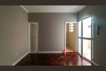Studio para alugar com 37m², 1 quarto e sem vaga Studio para alugar com 37m², 1 quarto e sem vagaSala e quarto