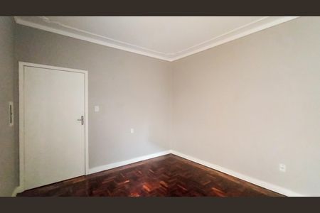 Studio para alugar com 37m², 1 quarto e sem vaga Studio para alugar com 37m², 1 quarto e sem vagaSala e quarto