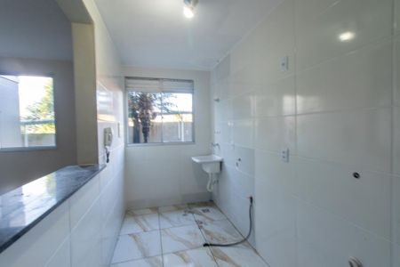 Apartamento à venda com 46m², 2 quartos e 1 vaga Apartamento à venda com 46m², 2 quartos e 1 vagaCozinha e Área de Serviço