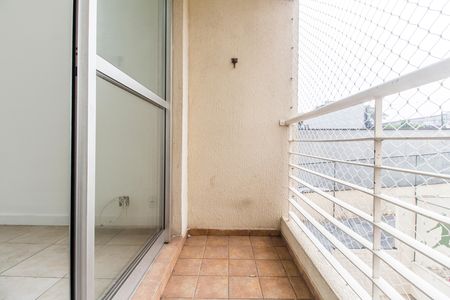Apartamento para alugar com 62m², 2 quartos e 1 vaga Apartamento para alugar com 62m², 2 quartos e 1 vagaVaranda