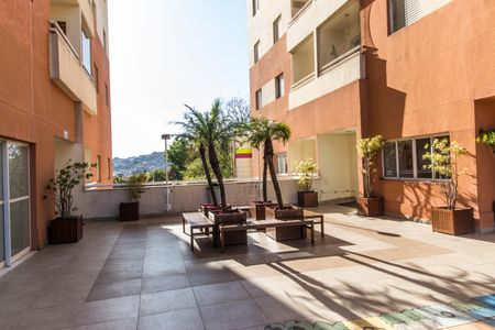 Apartamento para alugar com 62m², 2 quartos e 1 vagaÁrea comum