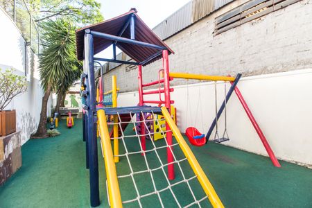 Apartamento para alugar com 62m², 2 quartos e 1 vagaÁrea comum - Playground
