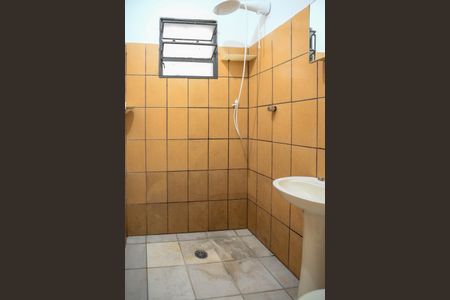 Casa para alugar com 25m², 1 quarto e 1 vaga Casa para alugar com 25m², 1 quarto e 1 vagaBanheiro