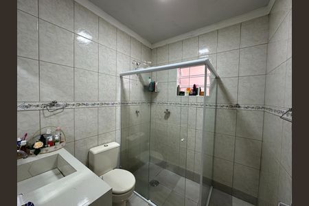 Casa para alugar com 88m², 2 quartos e 2 vagas Casa para alugar com 88m², 2 quartos e 2 vagasBanheiro