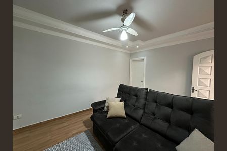 Casa para alugar com 88m², 2 quartos e 2 vagas Casa para alugar com 88m², 2 quartos e 2 vagasSala