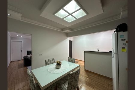 Casa para alugar com 88m², 2 quartos e 2 vagas Casa para alugar com 88m², 2 quartos e 2 vagasCozinha