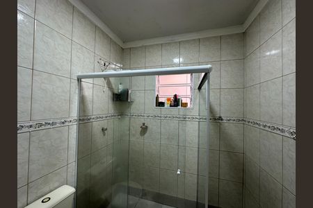 Casa para alugar com 88m², 2 quartos e 2 vagas Casa para alugar com 88m², 2 quartos e 2 vagasBanheiro