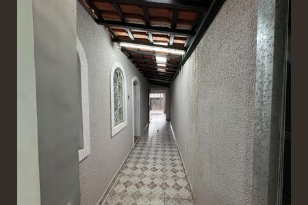 Casa para alugar com 88m², 2 quartos e 2 vagas Casa para alugar com 88m², 2 quartos e 2 vagasÁrea externa