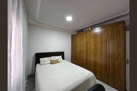 Casa para alugar com 88m², 2 quartos e 2 vagas Casa para alugar com 88m², 2 quartos e 2 vagasQuarto 2