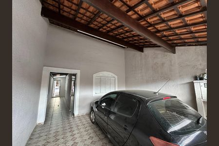 Casa para alugar com 88m², 2 quartos e 2 vagas Casa para alugar com 88m², 2 quartos e 2 vagasGaragem