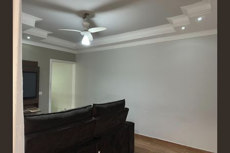 Casa para alugar com 88m², 2 quartos e 2 vagas Casa para alugar com 88m², 2 quartos e 2 vagasSala