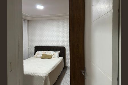 Casa para alugar com 88m², 2 quartos e 2 vagas Casa para alugar com 88m², 2 quartos e 2 vagasQuarto 1