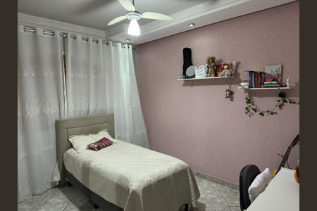 Casa para alugar com 88m², 2 quartos e 2 vagas Casa para alugar com 88m², 2 quartos e 2 vagasQuarto 1