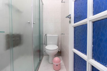 Casa de condomínio à venda com 87m², 2 quartos e 1 vaga Casa de condomínio à venda com 87m², 2 quartos e 1 vagaBanheiro da Suíte 2
