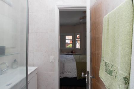 Casa de condomínio à venda com 87m², 2 quartos e 1 vaga Casa de condomínio à venda com 87m², 2 quartos e 1 vagaBanheiro da Suíte 1