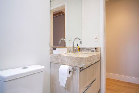Apartamento à venda com 127m², 3 quartos e 3 vagasBanheiro da Suíte 1