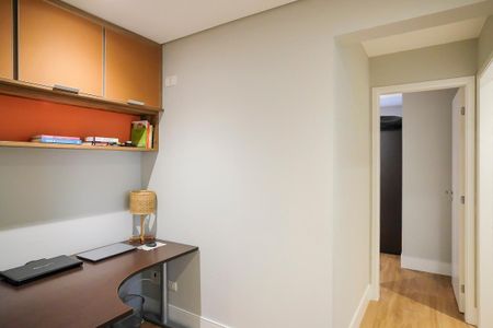 Apartamento à venda com 127m², 3 quartos e 3 vagasEscritório