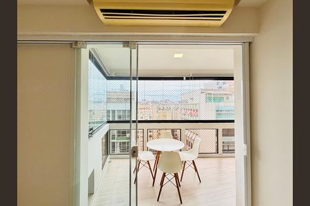 Apartamento para alugar com 105m², 3 quartos e 2 vagas