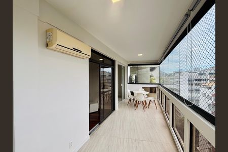 Apartamento para alugar com 105m², 3 quartos e 2 vagas