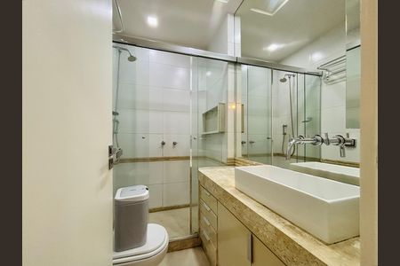 Apartamento para alugar com 105m², 3 quartos e 2 vagas