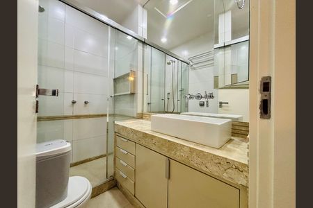Apartamento para alugar com 105m², 3 quartos e 2 vagas