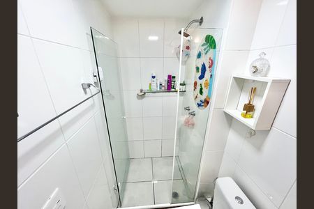 Apartamento para alugar com 53m², 2 quartos e 2 vagas Apartamento para alugar com 53m², 2 quartos e 2 vagasBanheiro