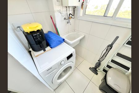 Apartamento para alugar com 53m², 2 quartos e 2 vagas Apartamento para alugar com 53m², 2 quartos e 2 vagasÁrea de Serviço