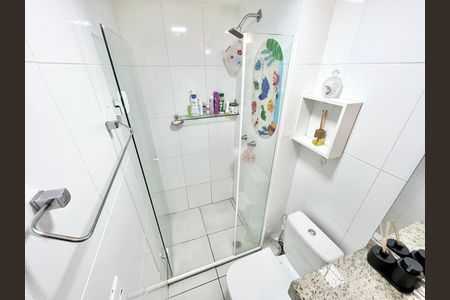 Apartamento para alugar com 53m², 2 quartos e 2 vagas Apartamento para alugar com 53m², 2 quartos e 2 vagasBanheiro