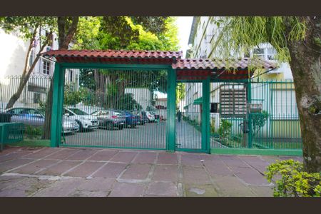 Apartamento para alugar com 48m², 2 quartos e 1 vaga Apartamento para alugar com 48m², 2 quartos e 1 vagaFachada