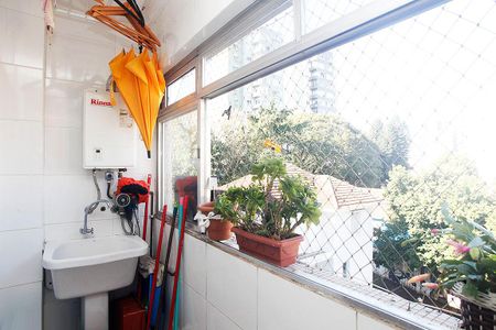 Apartamento para alugar com 100m², 3 quartos e sem vagaÁrea de Serviço + Despensa