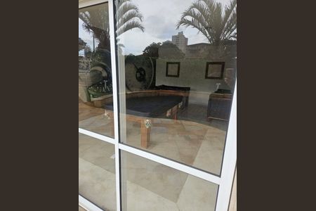 Apartamento à venda com 123m², 3 quartos e 2 vagas Apartamento à venda com 123m², 3 quartos e 2 vagasÁrea de serviço