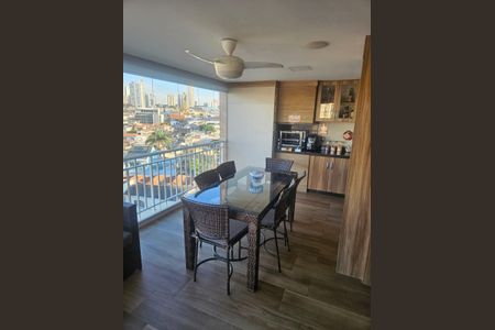 Apartamento à venda com 123m², 3 quartos e 2 vagas Apartamento à venda com 123m², 3 quartos e 2 vagasÁrea de serviço